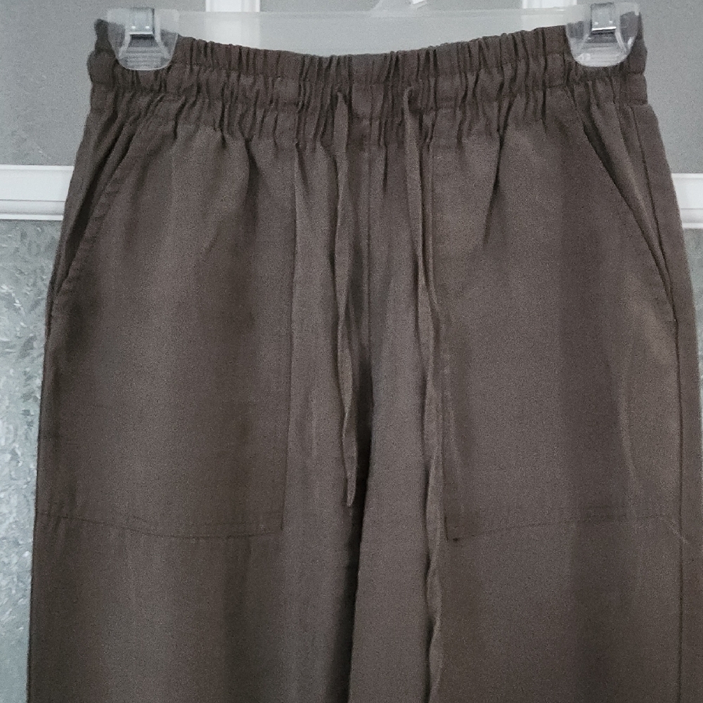 Dynamite Greige Jogger Pants